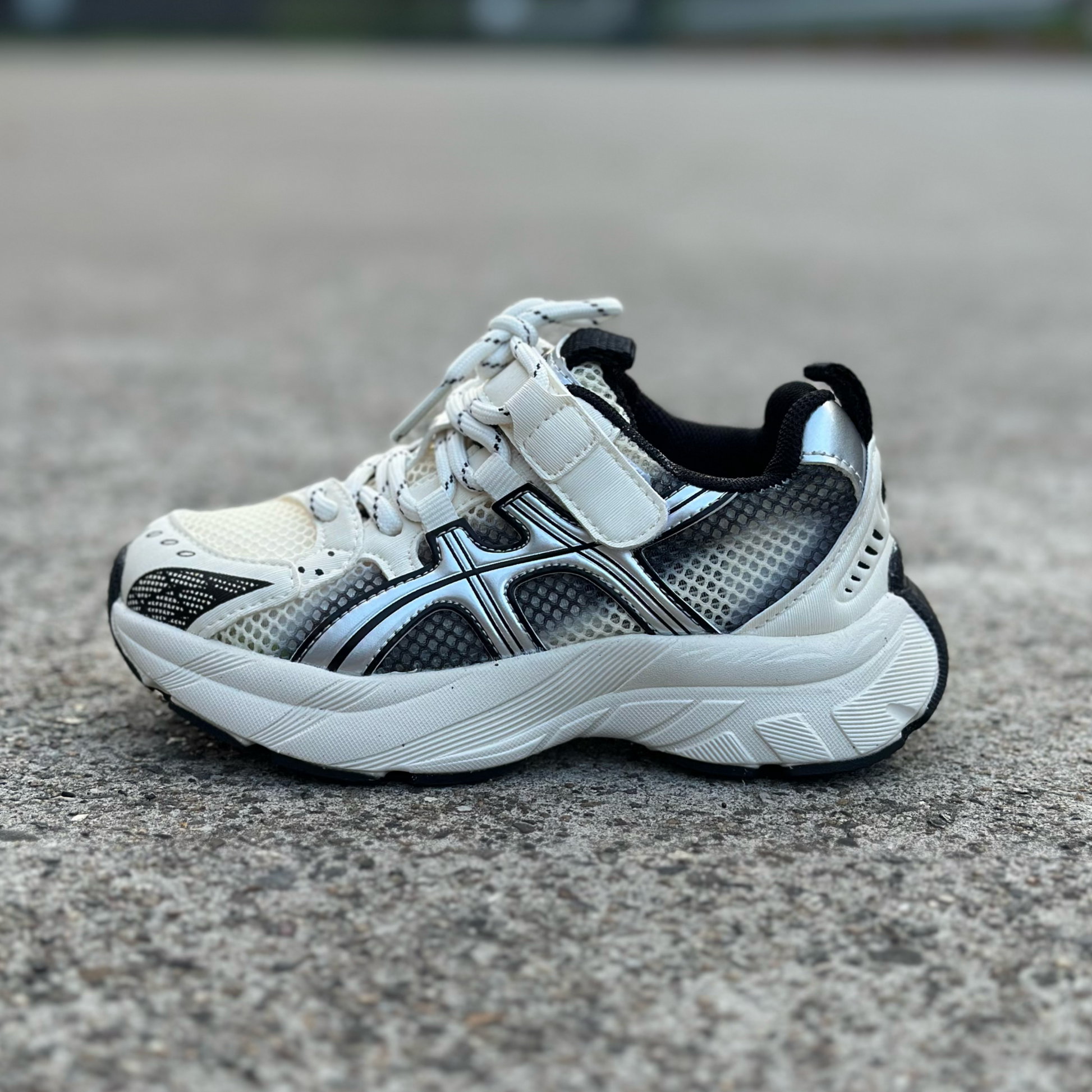 Trendy kindersneakers met klittenband voor jongens en meisjes – comfortabel en betaalbaar