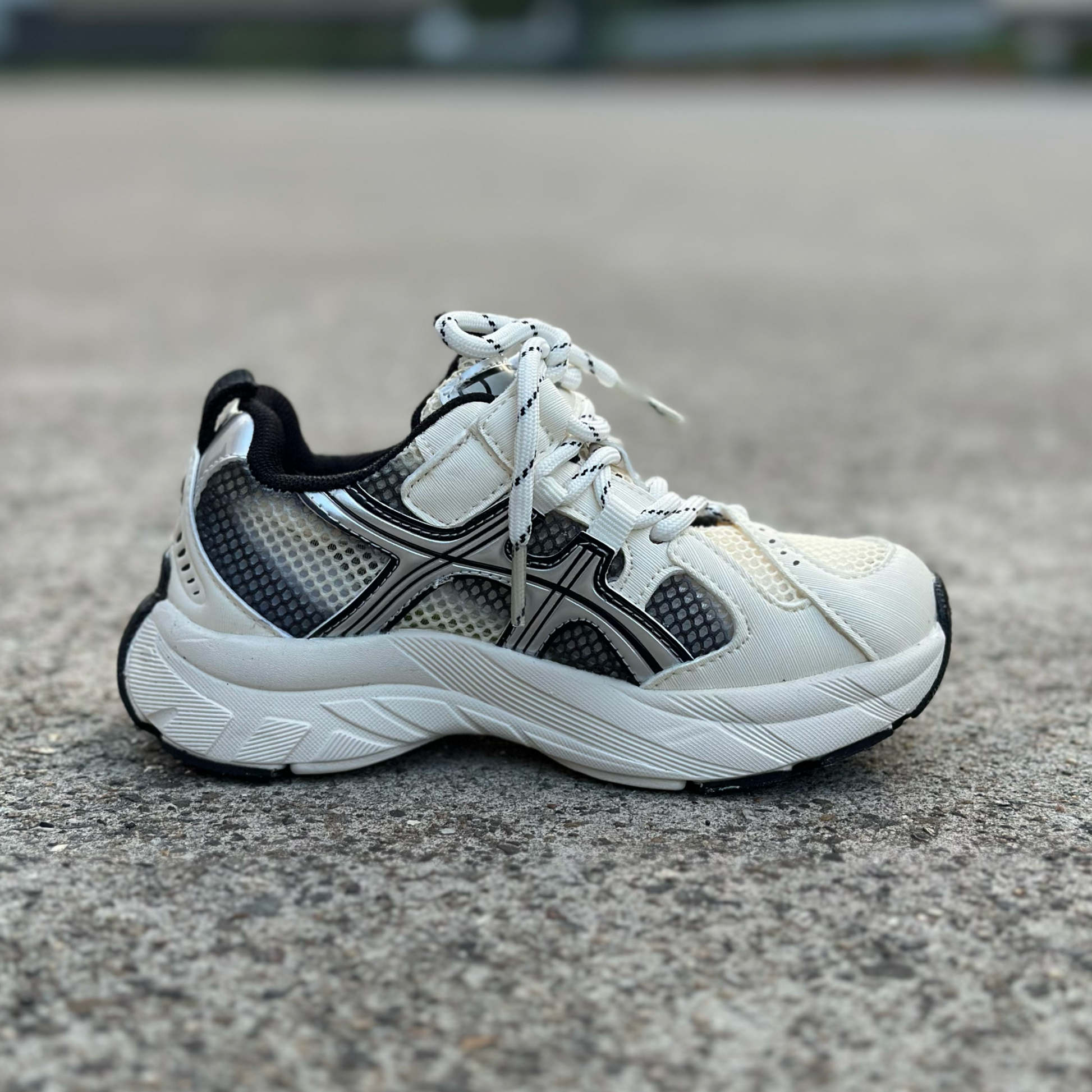 Trendy kindersneakers met klittenband voor jongens en meisjes – comfortabel en betaalbaar