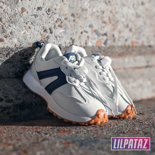 Atomicz White (size 21)