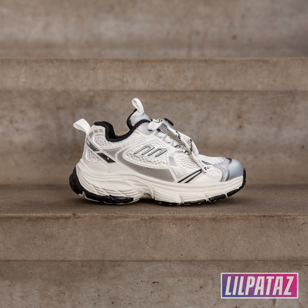 NEW - Silver Nightz (size 22-40)