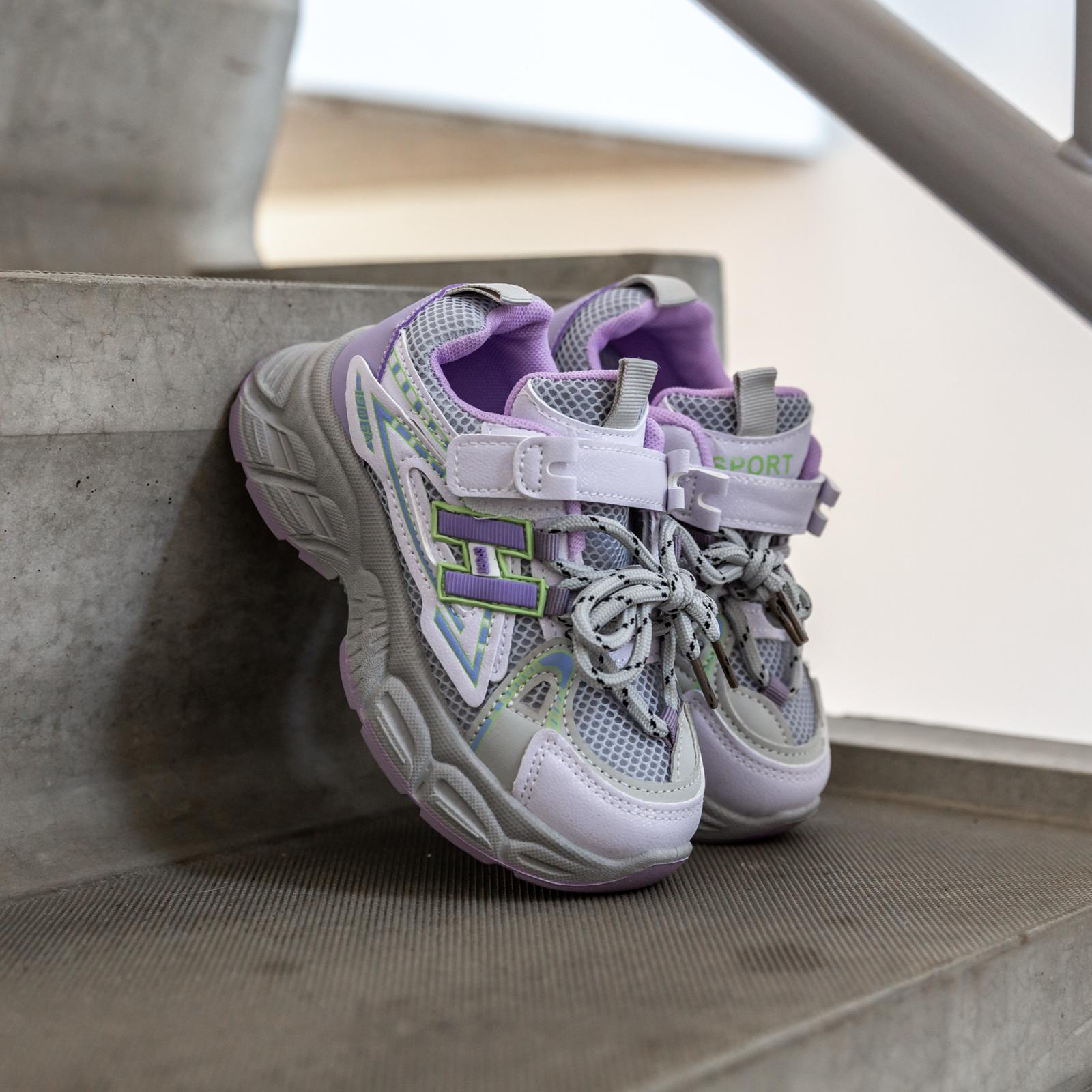 Vooraanzicht van paarse Splashz Purple meisjessneaker met sportieve look